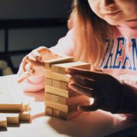 Tips to play Jenga with 4 dice